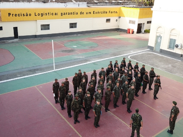 Logística do Exército Brasileiro executa ressuprimento na Região Norte, integrando níveis estratégico, operacional e tático